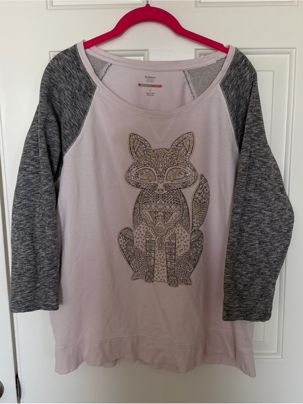 Arizona Jean Company Light Pink Sequin Fox Graphic Raglan Top